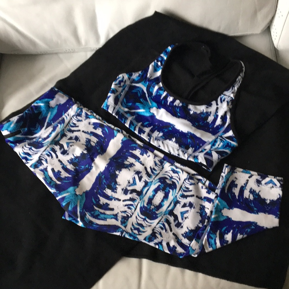 Express Core Performance Workout Set - image 1